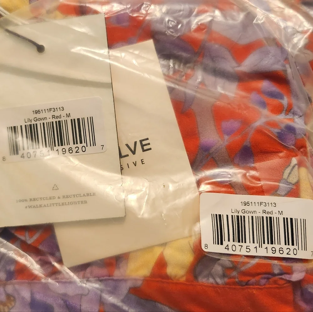 New Spell x Revolve Lily Gown Red Floral M Maxi Dress Ruched Designs Exclusive